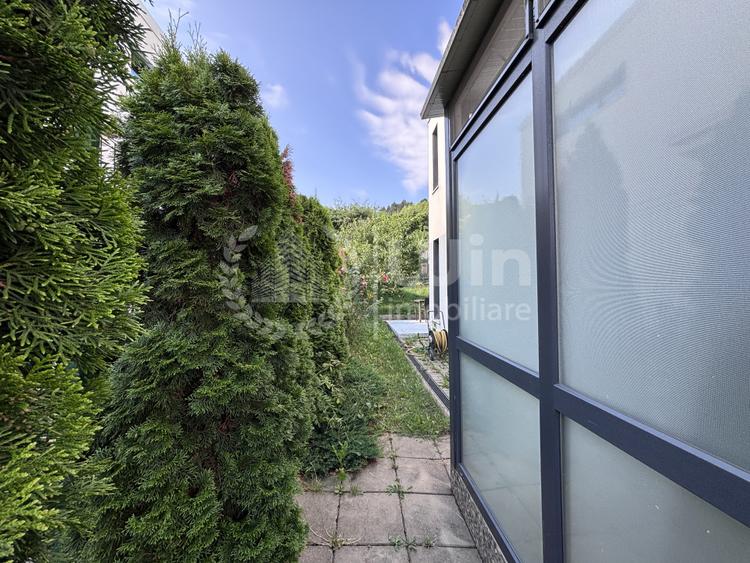 Casa tip duplex | La cheie | Teren 300mp | Zona str. Razoare-Vivo Mall