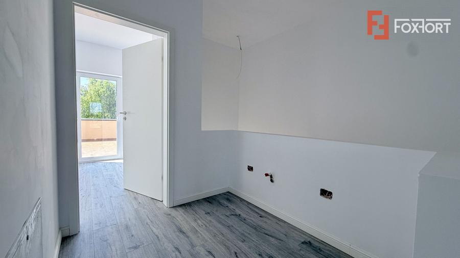 Duplex deosebit, 4 camere - toate utilitatile - Ghiroda