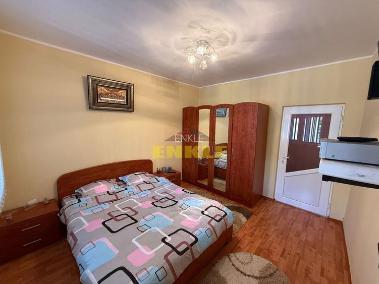 Apartament de închiriat cu 1 cameră, 40 mp / Etaj 1 - 2