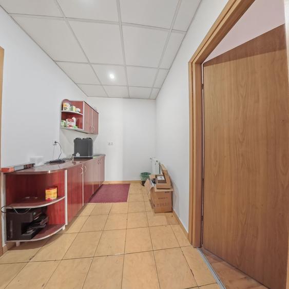 Showroom de vanzare, Calea Romanului - Bacau