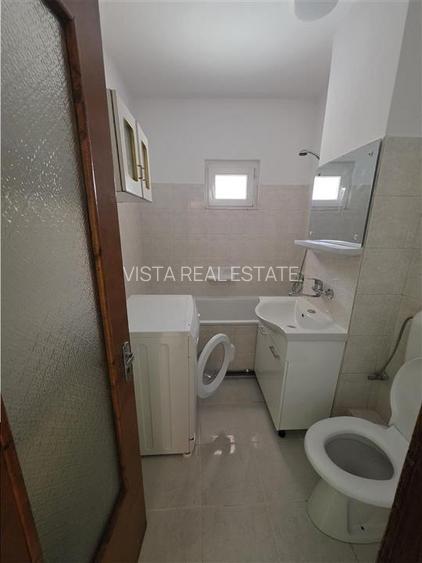 Apartament 4 camere, zona Racadau - 11