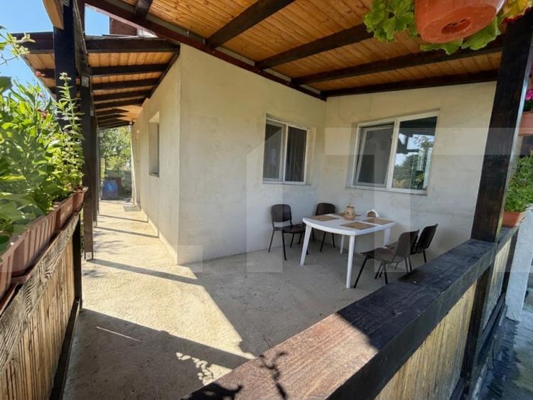 Teren intravilan, 1.200 mp, zona Baisa