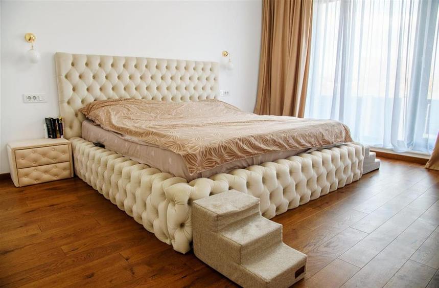 Casa intr-o zona linistita cu garaj si teren-1091 mp