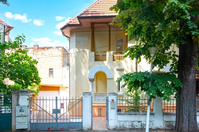 VANZARE VILA 8 CAMERE KISELEFF- PARCUL KISELEF- STR. ELIZA ZAMFIRESCU LEONIDA - 35