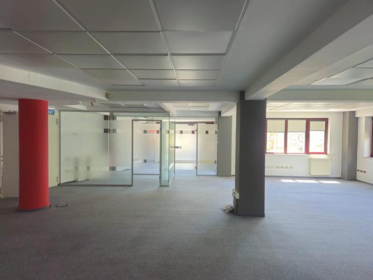 Cladire de birouri/showroom -760 mp/7.5 euro/mp+tva /Zona 13 Septembrie