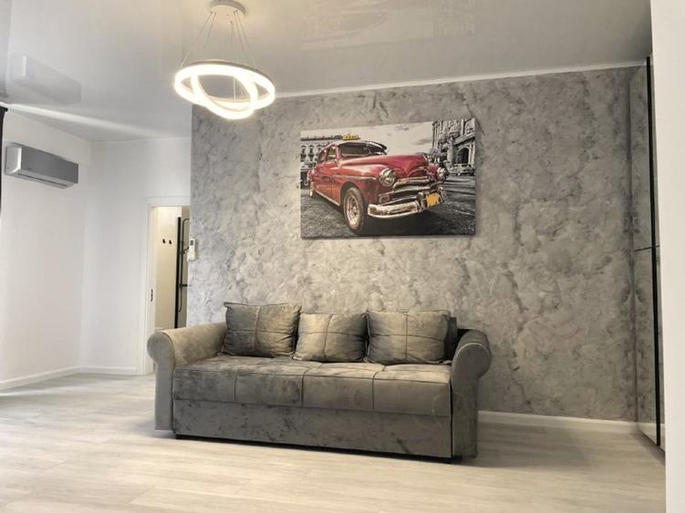 2 camere chiar pe plaja Lux si Calitate. Pret vanzare rapida
