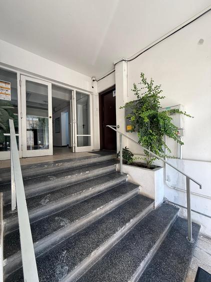 Apartament de vanzare 2 camere zona Calea Victoriei - Sfintii Voievozi,Bucuresti