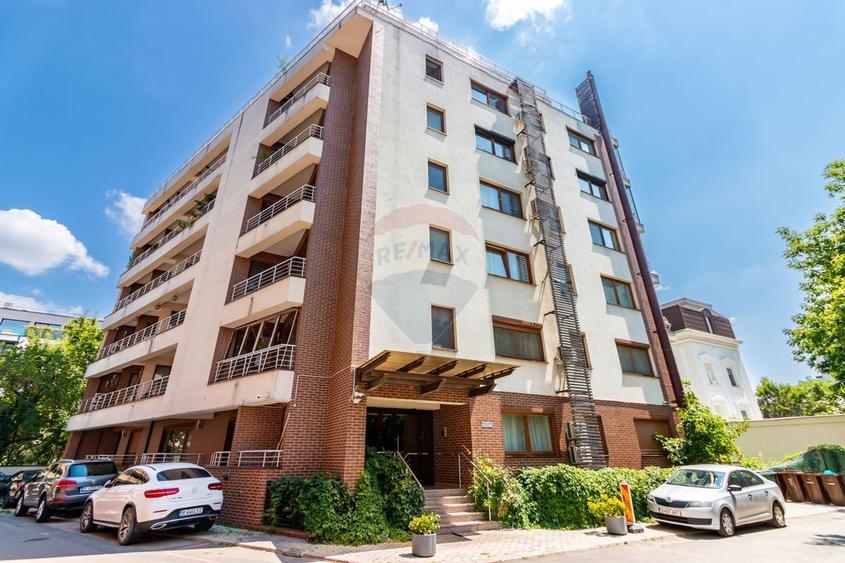 Apartament cu 4 camere | 119 mp | 1/6 | Herăstrău | parcare