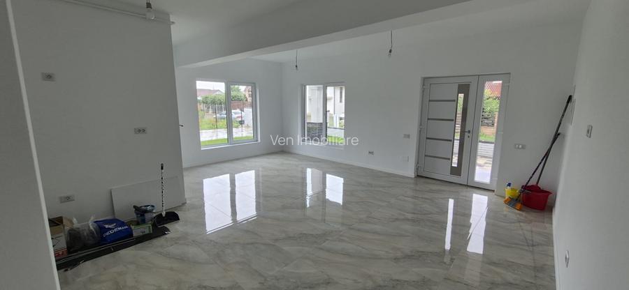 Casa Individuala de vanzare, 4 camere, 120 mp, zona Sigmir - 10