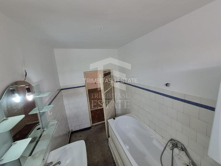 casa veche ce asteapta amenajarea ta, Ploiesti, central - 6