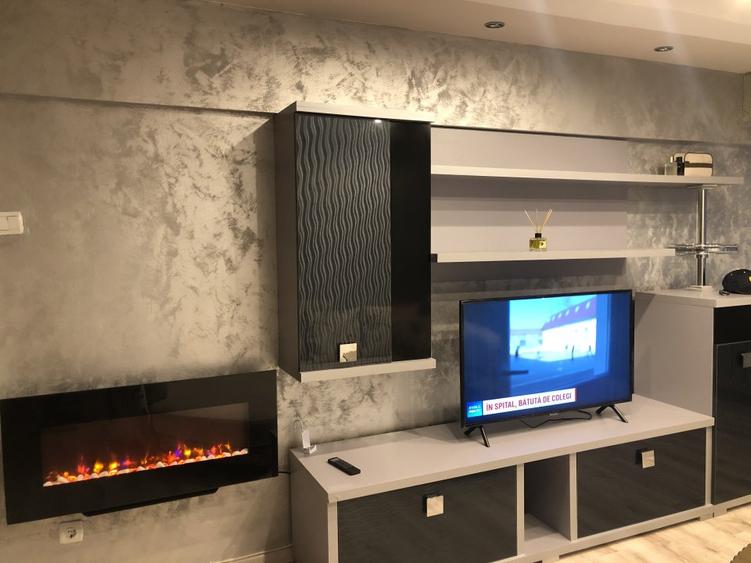 Inchiriere apartament cu 3 camere + dressing, zona centrală, langa Prefectura
