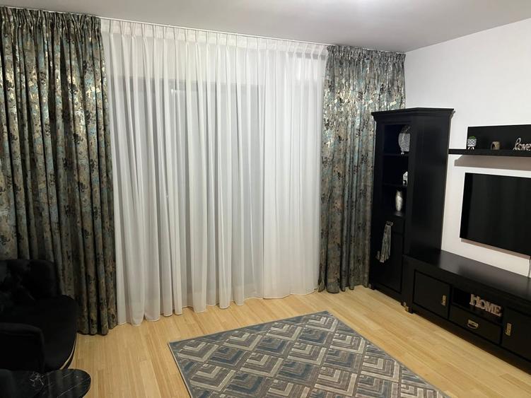 2 camere UltraCentral , mobilat / utilat , finisaje superioare !