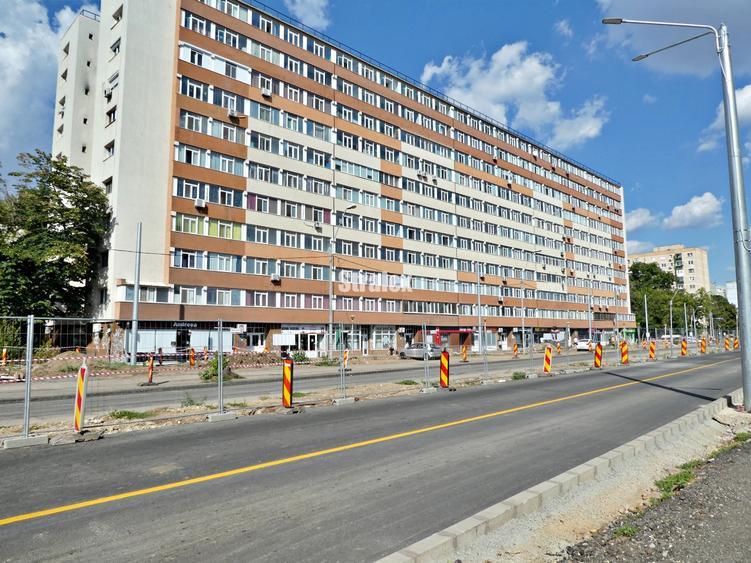 Apartament 3 camere bloc reabilitat aproape de metroul Raul Doamnei