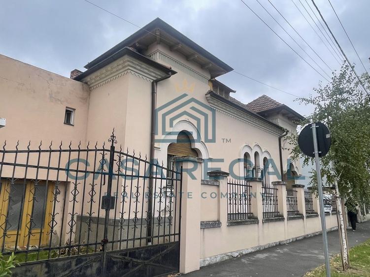 Proprietate unica de vanzare central + 1215mp teren