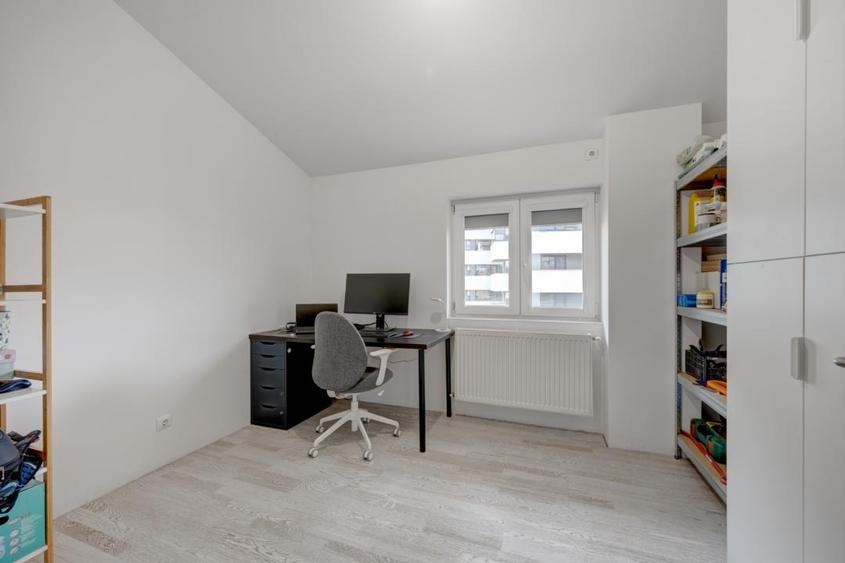 Duplex 4 camere pe doua niveluri, terasa si parcare subterana | Titan