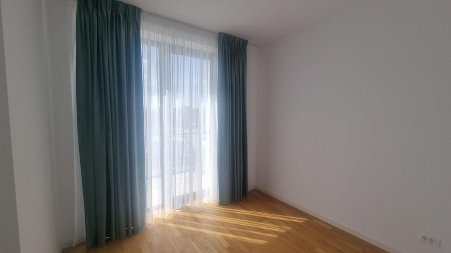 BANEASA  STEJARII THE IVY APARTAMENT 4 CAMERE VEDERE LIBERA