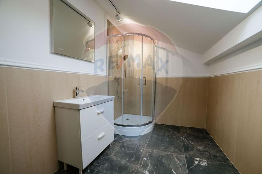 Spațiu comercial ULTRACENTRAL - parter 850 mp de închiriat