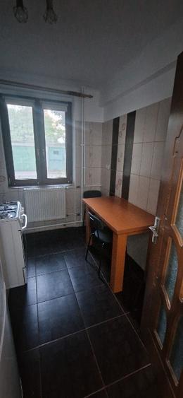 Apartament 3 camere, pozitie excelenta, situat central