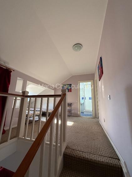 Apartament pe 2 etaje, cu terasă și garaj, vedere la grădini de lux