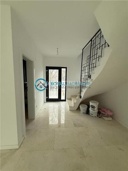 Royal Imobiliare - Vanzare Vila de lux zona Paulesti - 5