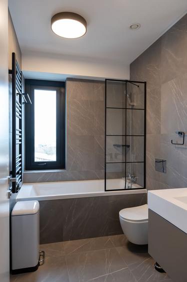 INCHIRIERE 2 CAMERE VERDI PARK VIEW