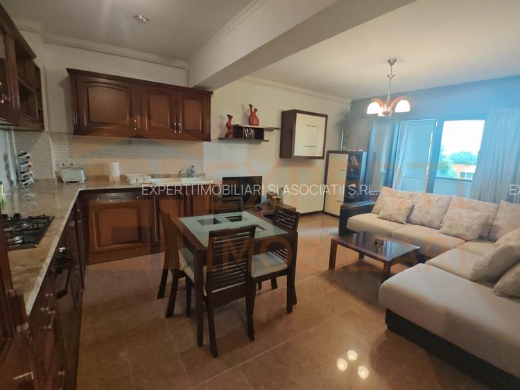 Apartament 2 camere de vânzare în Mamaia - vedere spre răsărit, lângă Hotel Vega - 12