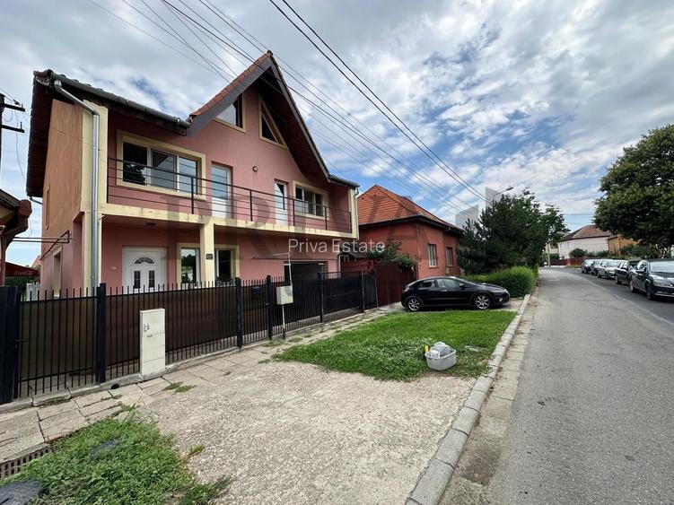 Casa individuală 4 camere, 2 bai, 198 mp, Mehala - 22
