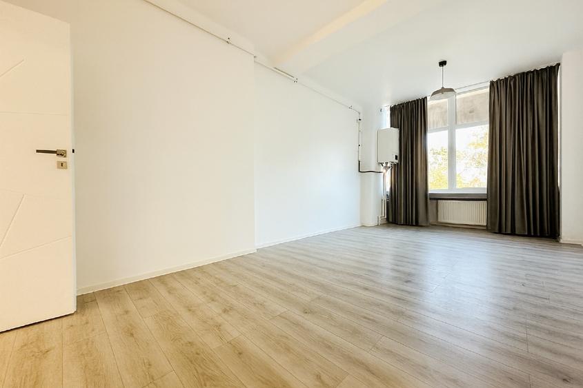 Spatiu comercial birouri vanzare - Metrou Dimitrie Leonida