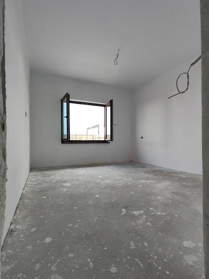 FARA COMISIOANE casa eleganta cu 3 camere 2 bai piscina P+M placa la cheie