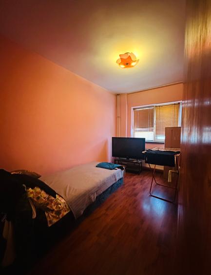 Apartament 3 camere - Lacul Tei-parc- stradal
