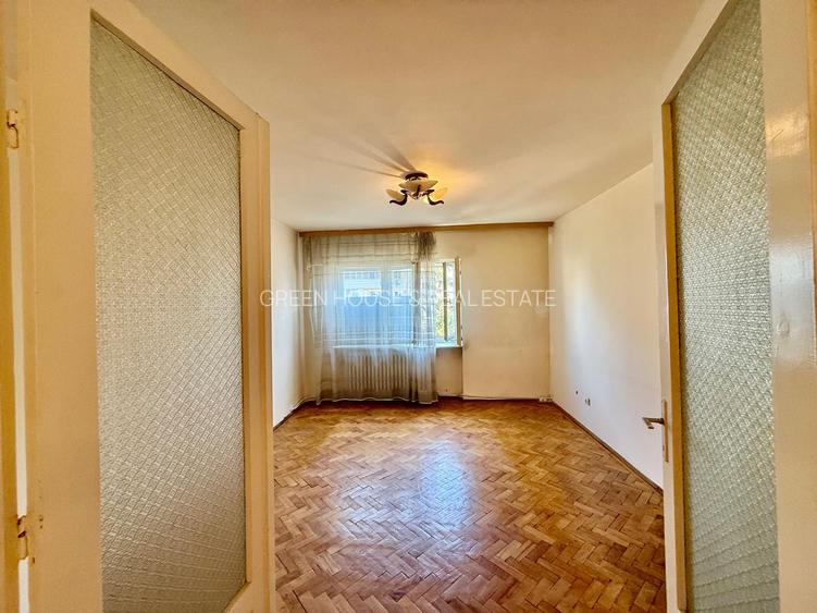 Apartament cu 4 camere-2 balcoane- zona Piata Centrala - 13