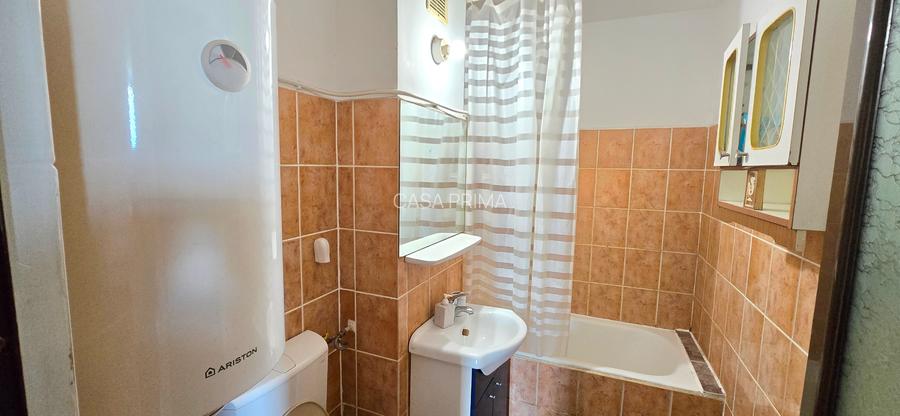 Se inchiriaza apartament 3 camere decomandat, bvd. Independentei, langa Golia - 10