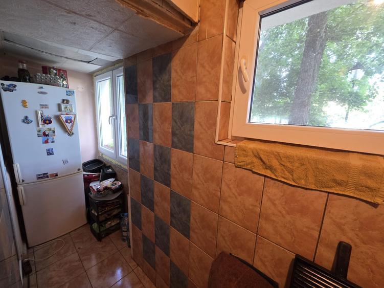 Apartament 2 Camere | Aparatorii Patriei | Decomandat | Bloc Reabilitat | Metrou