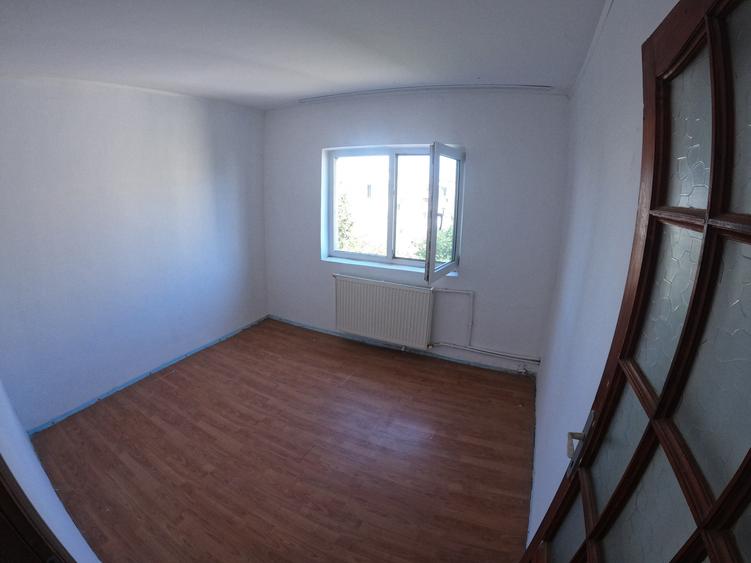 Apartament 3 camere | 67 mp | 2 balcoane | Zona Tineretului – Giurgiu