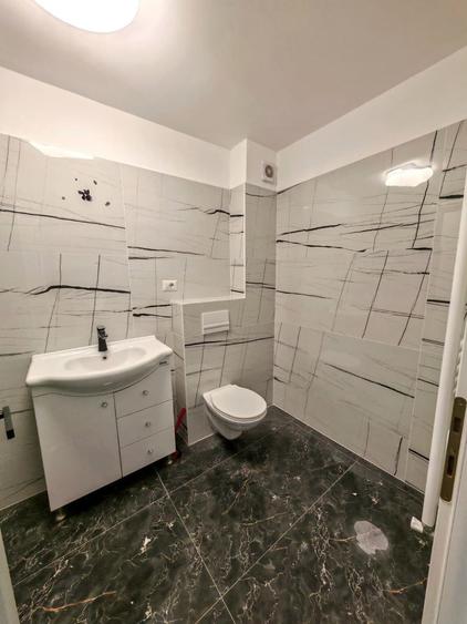 De vanzare 2 studio-uri bloc nou, Tractoru, Coresi