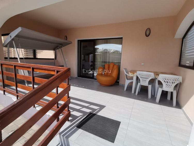 INCHIRIEZ casa 5 camere decomandate ,cu garaj,zona Calea Cisnadiei