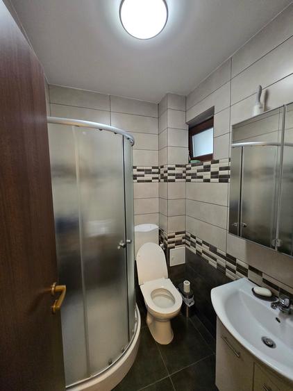 Casa/Vila cu 5 camere/ P+1+M/ Popesti-Leordeni