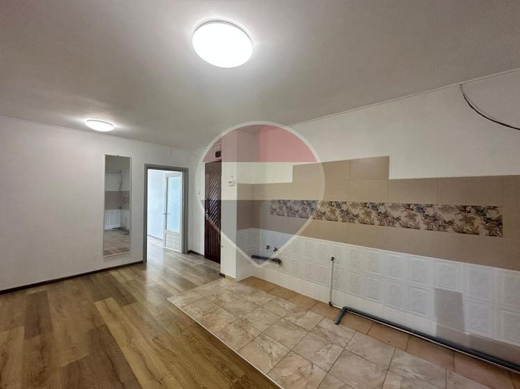 Spațiu comercial / Apartament de închiriat – 70 mp, Craiter, Brașov