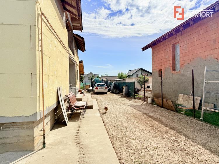 Casa individuala cu 6 camere, de vanzare in Sanandrei
