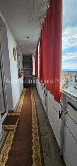 Vand apartament de 2 camere, circular(decomandat)cf 1,situat pe str.Rahovei - 10