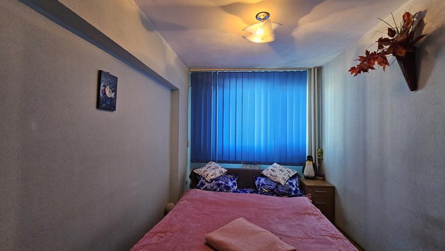 Apartament spațios cu 4 camere – Micro 18, zonă liniștită !