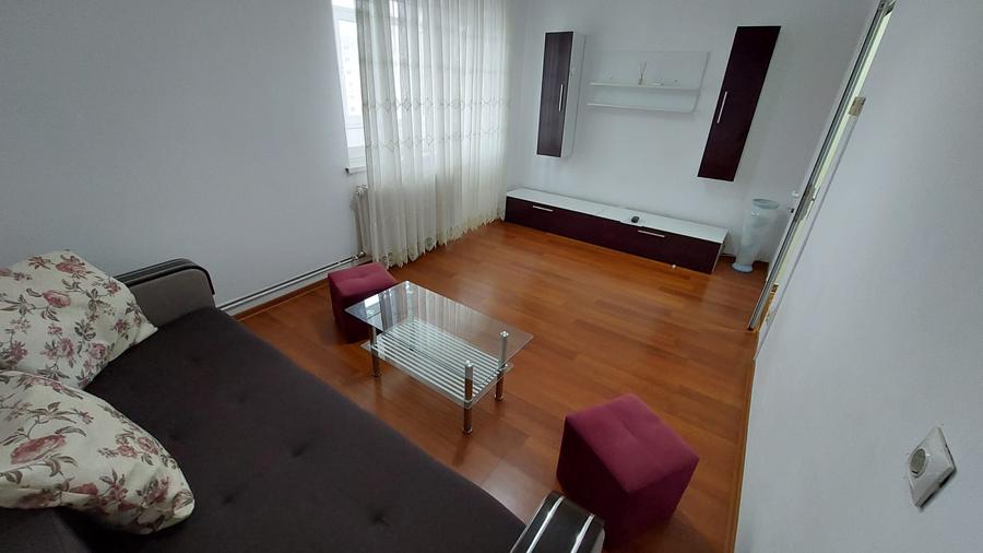 Apartament cu 2 camere in Mircea Cel Batran-Lic.Economic de Turism