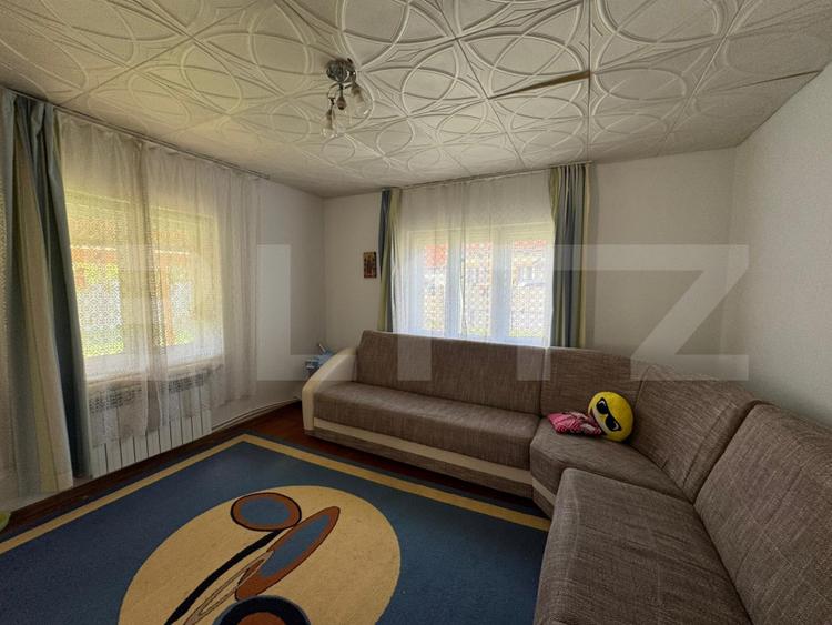 Casa de vanzare, 45 mp + 580 mp teren, zona Simeria