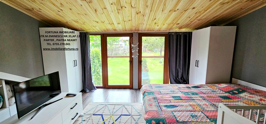 Casa P+M, foisor, anexa si 2500 mp teren, langa padure