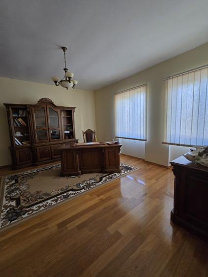 Cenad-CasaSpatii Birouri- 150mp-teren 1065mp