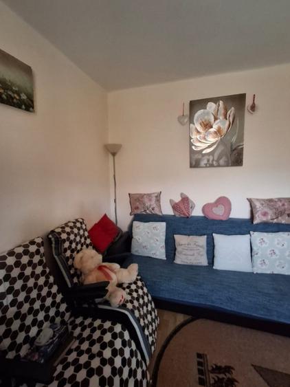 CASA INDIVIDUALA in sat VLADICENI com. TOMESTI