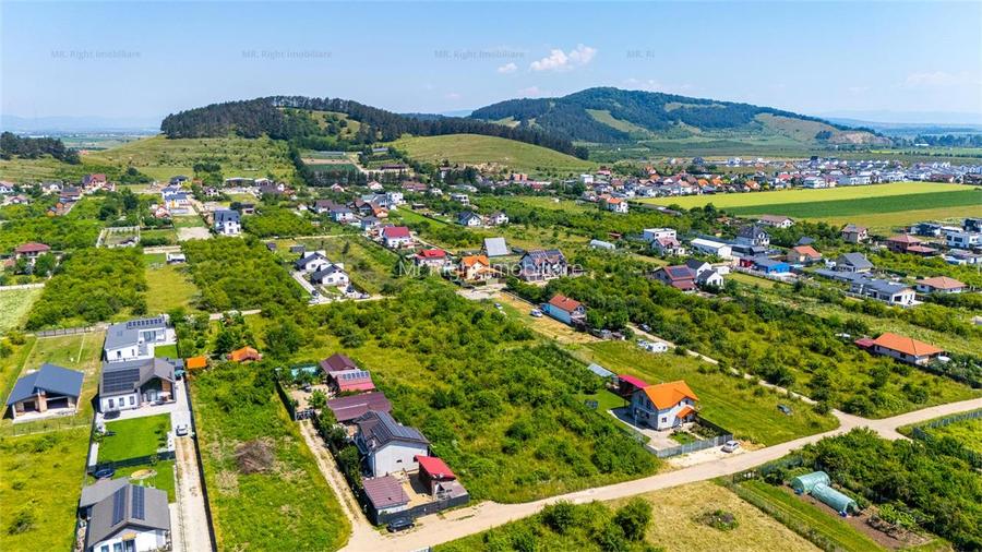 Teren cu potential 1285 mp Sanpetru Brasov - 3