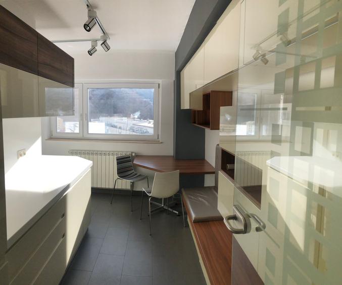 Apartament de lux 4 camere, zona Afi, Centrul Civic
