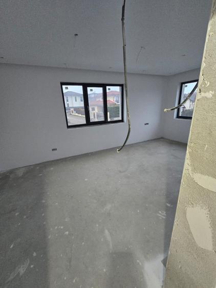 Casa individuala 5 camere, 230mp, garaj, terasa, teren 716mp, in Chinteni