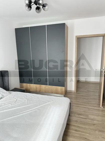 Apartament 2 camere, etaj intermediar, parcare, zona Frunzisului